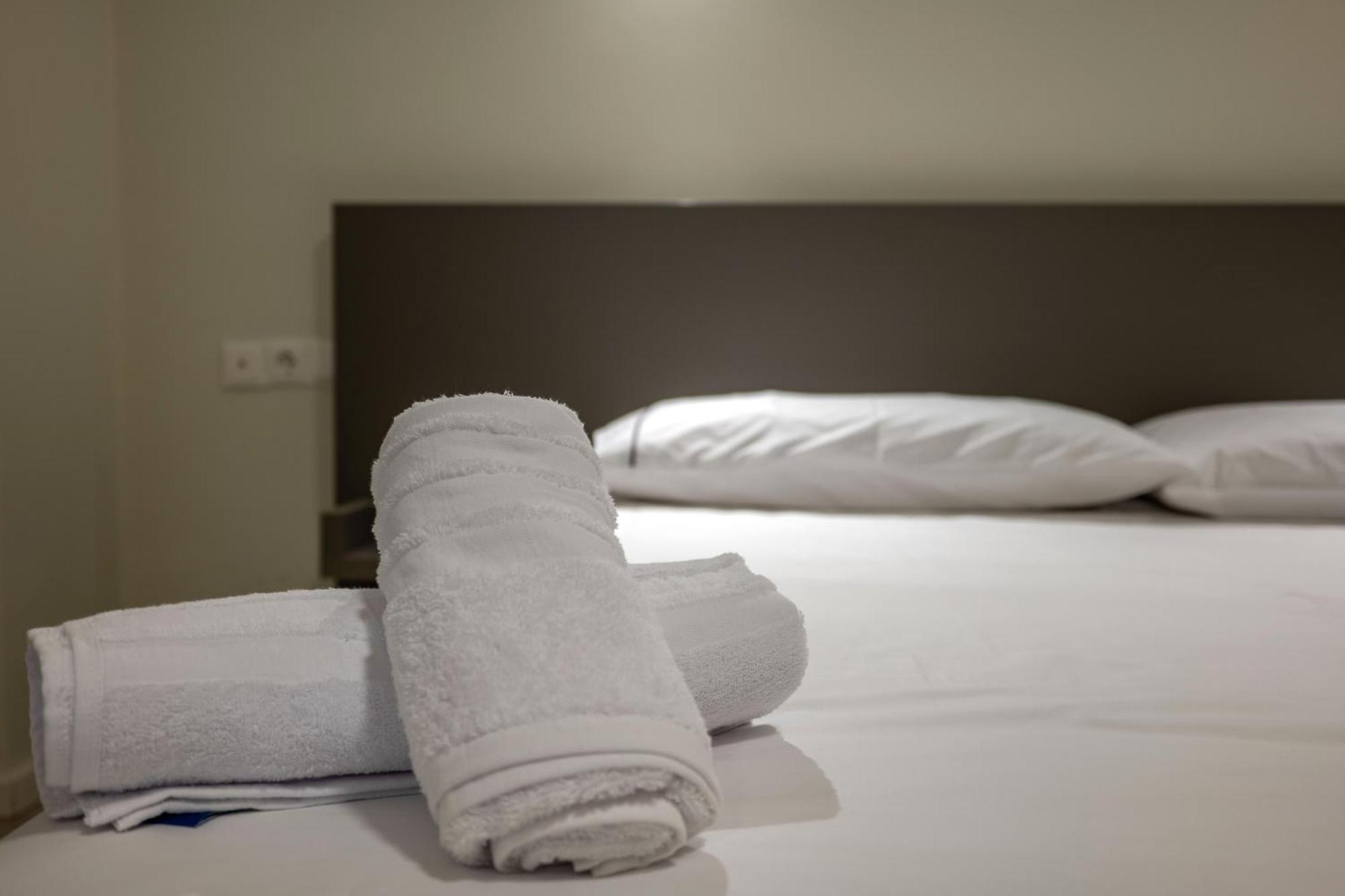 Meraki Hotel Sarandë Esterno foto